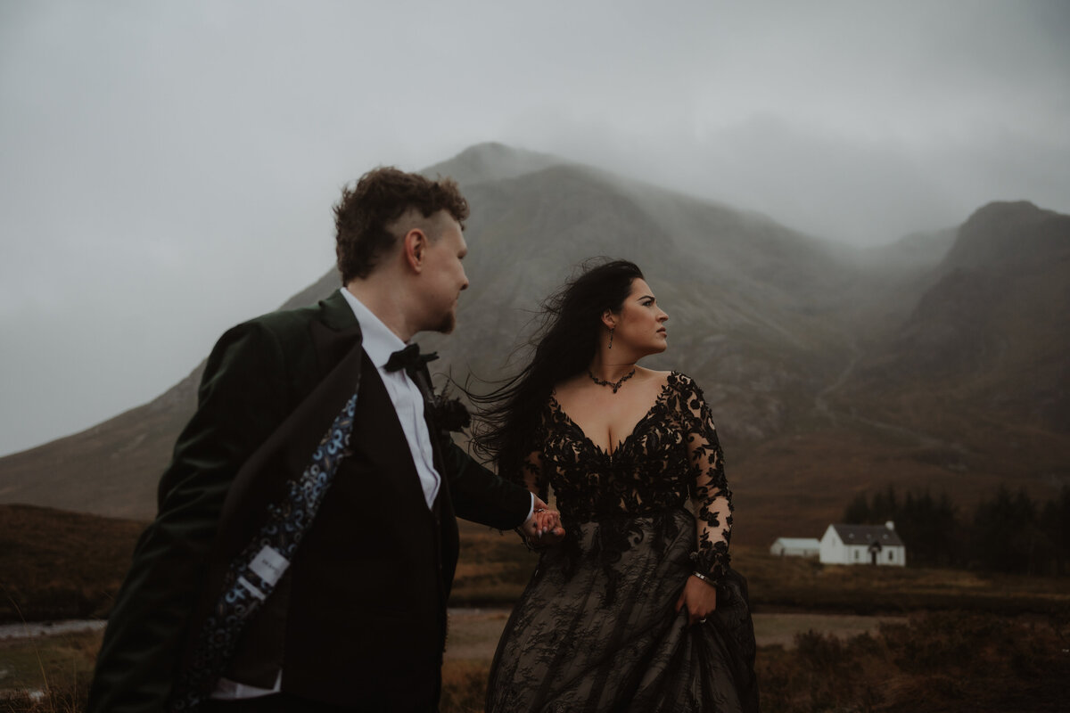 Emma & Adam ILCE-7M4530