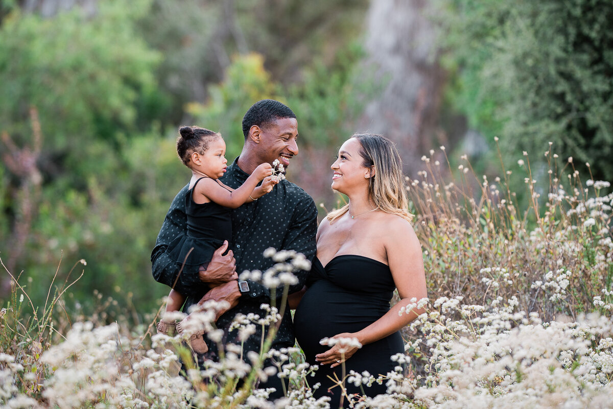 Encinitas Maternity Photographer-in the flowers4