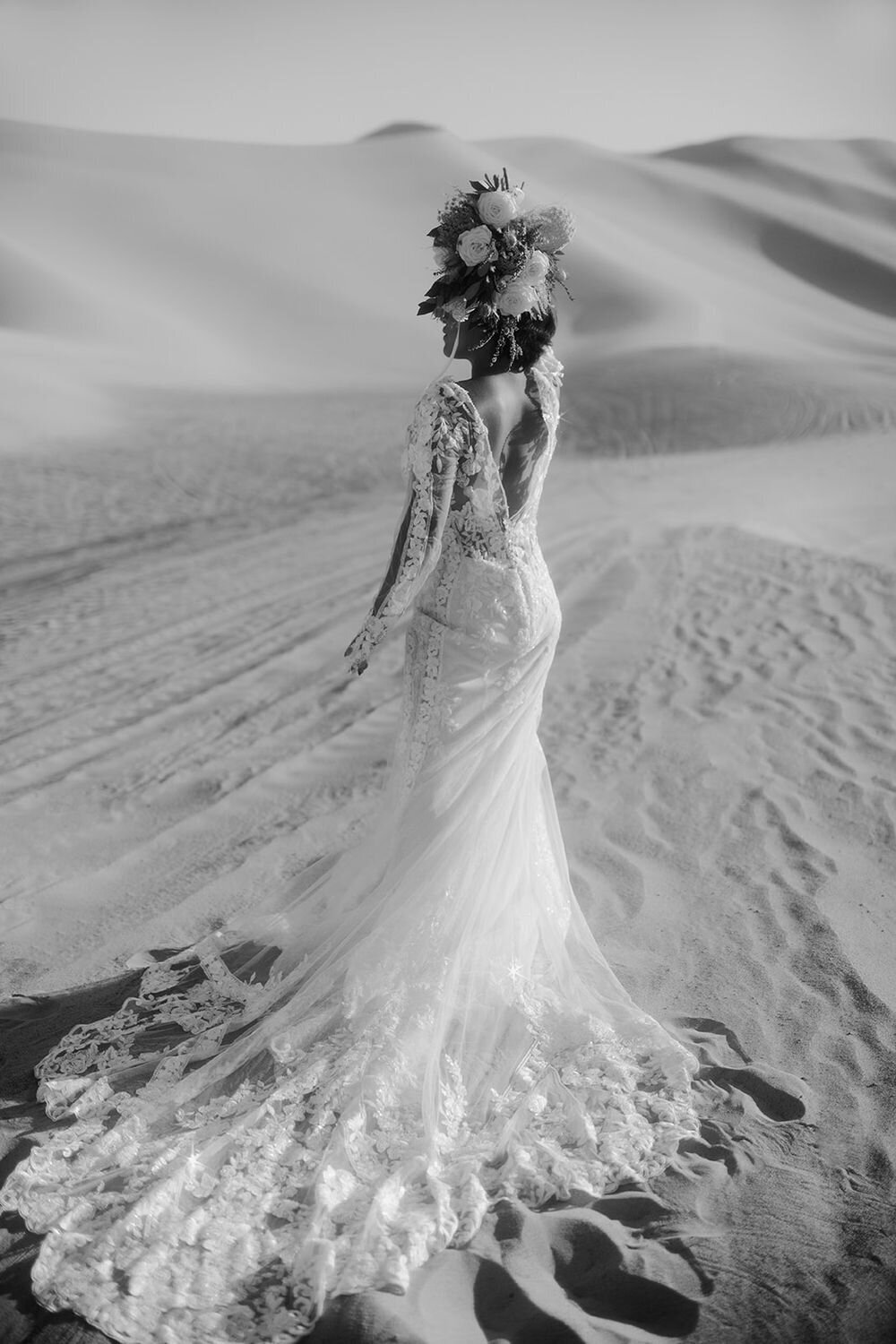 Daisy Randy Fenoli Bridals Reno Nevada Sand Dunes Katherine Krakowski Lake Tahoe Reno Photographer 6