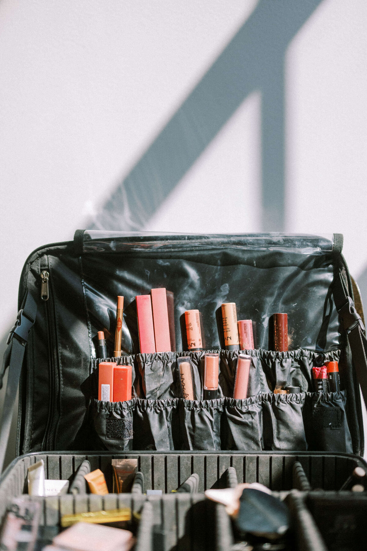 makeup-bag-in-sunlight