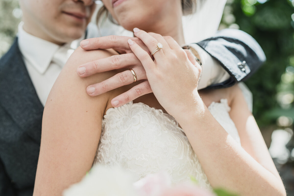 BLUSH AND BLACK SPRING PLANTERRA CONSERVATORY WEDDING IN WEST BLOOMFIELD, MICHIGAN PROVIDED BY KARI DAWSON, TOP-RATED DETROIT WEDING PHOTOGRAPHER, AND HER TEAM39