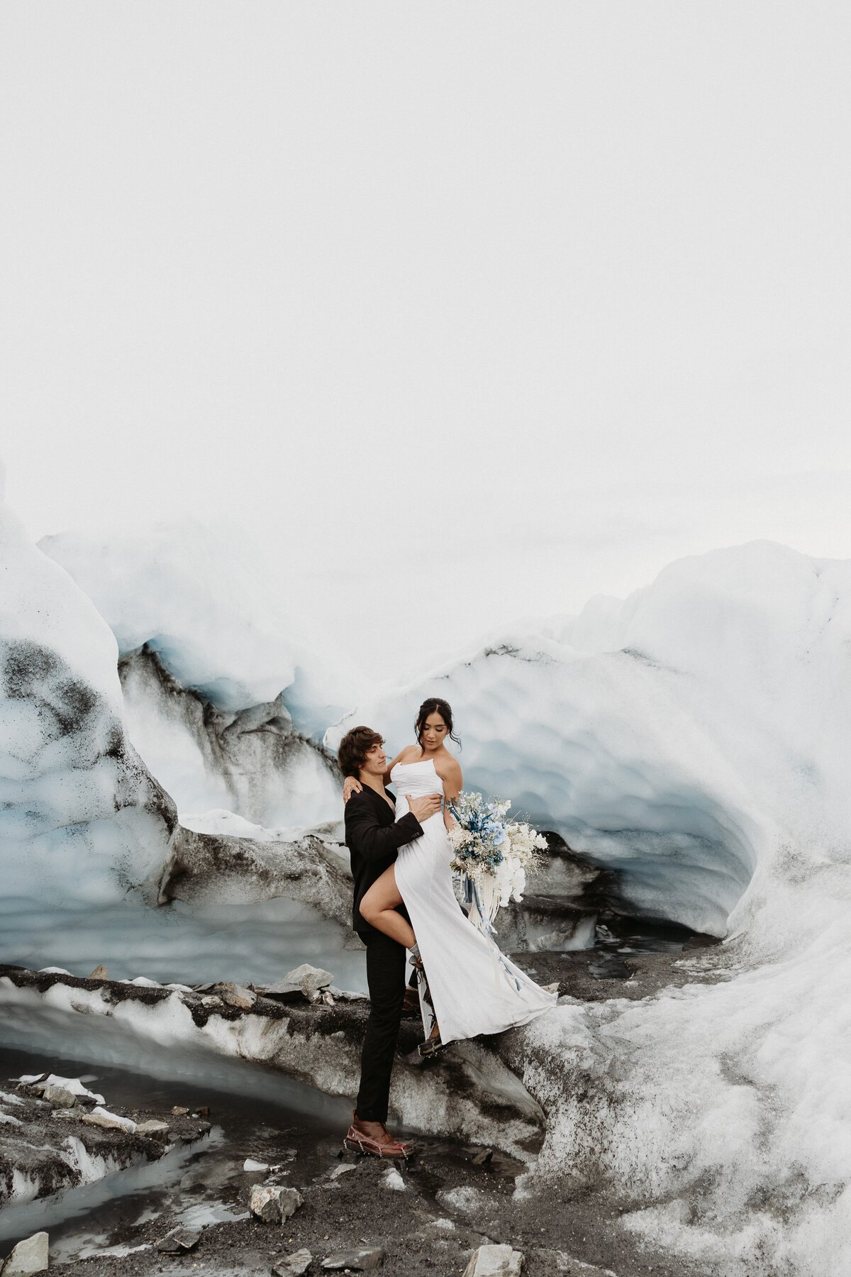 alaska-glacier-elopement-37