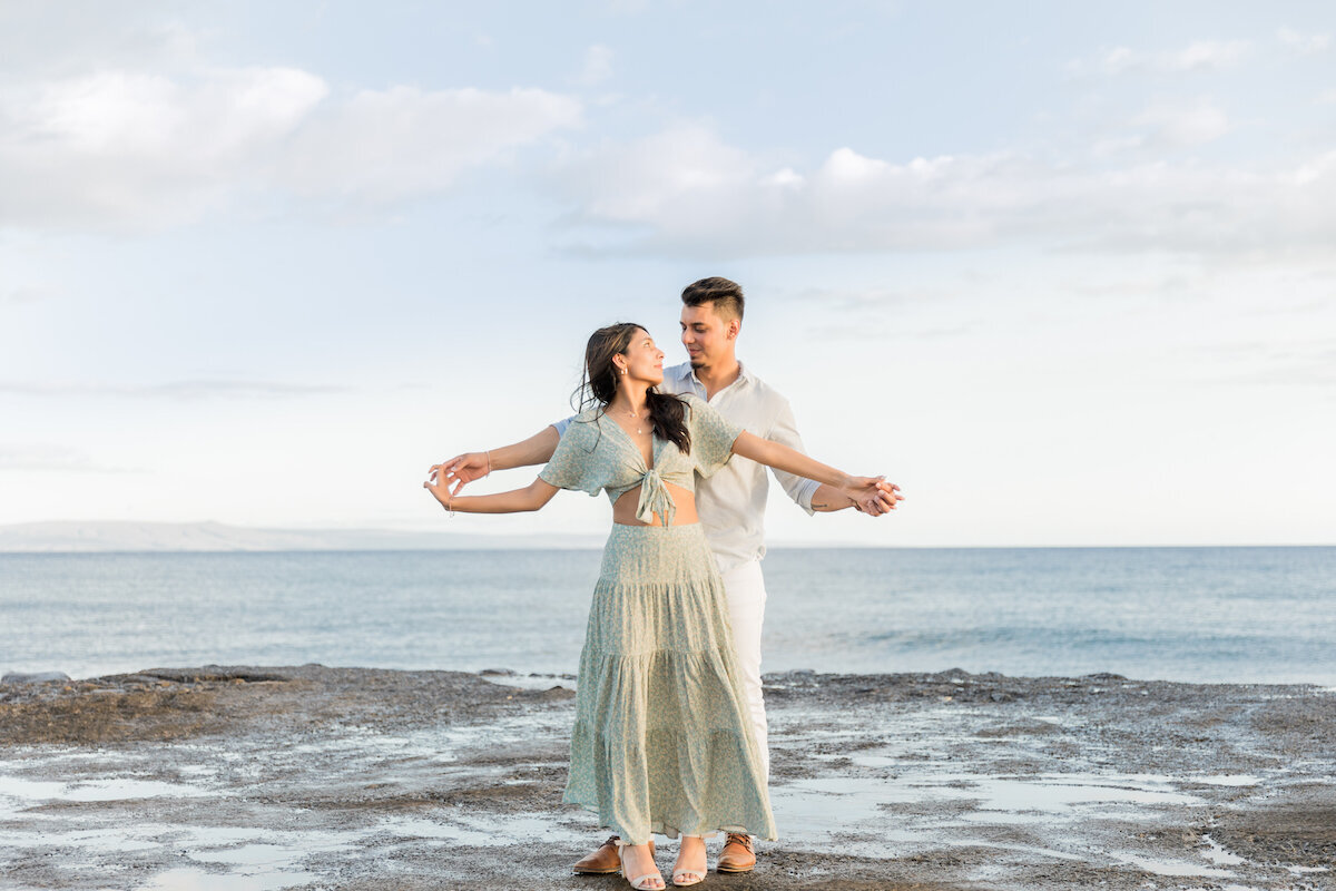 fun proposal photo session in Maui, Hawaii