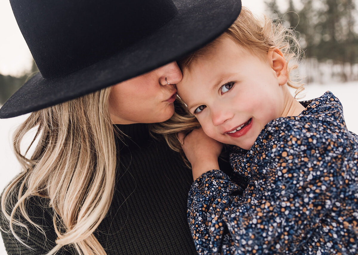 Penticton Okanagan British Columbia Family Photographer 17