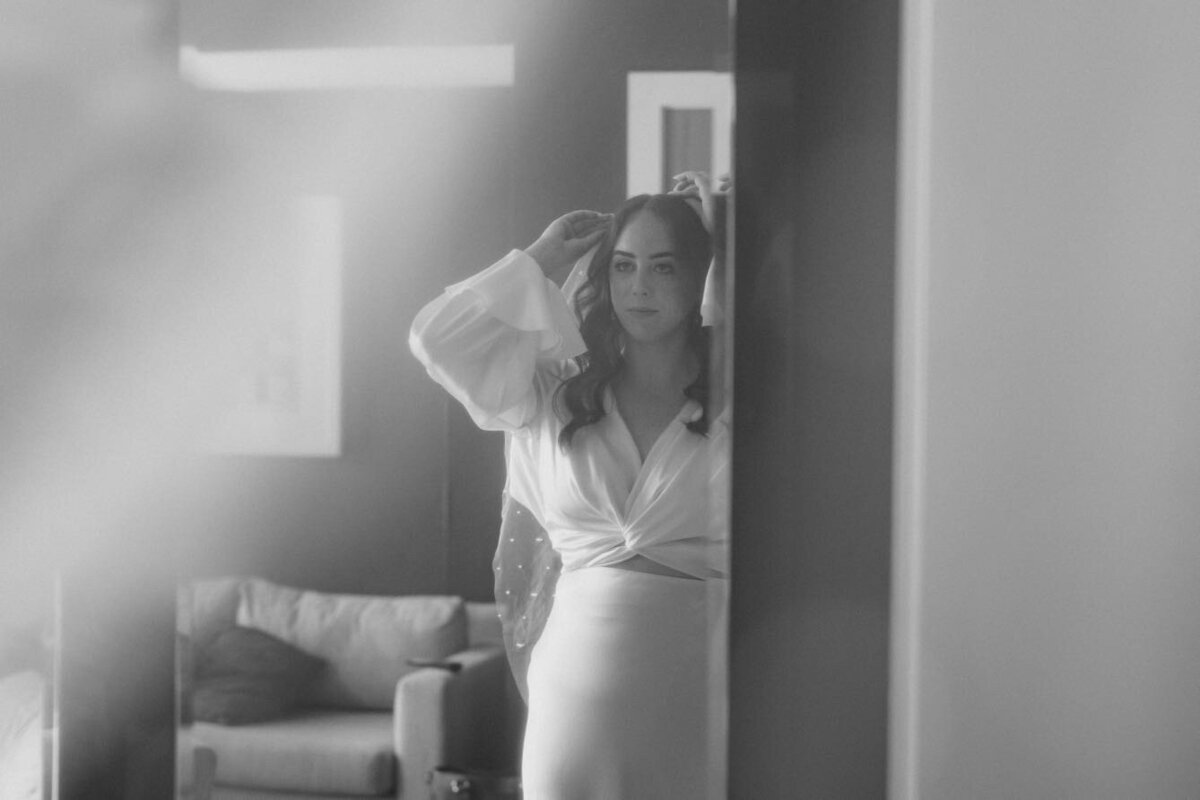 veil-bride-blackandwhite