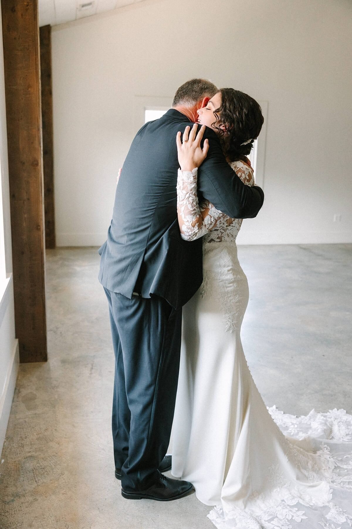 Bride and Groom Wedding Portaits Kelynn and Mathew Evansville Owensboro132