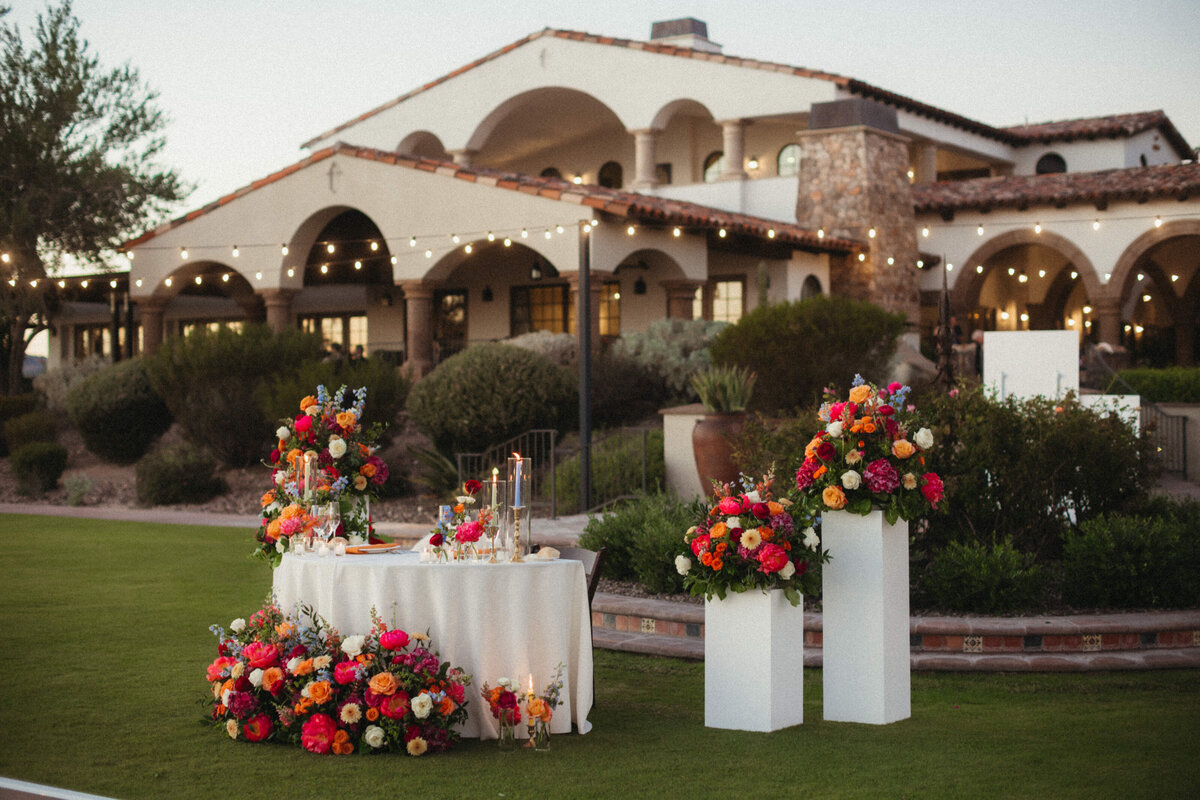 Sarah & Steven Wedding Sneak Peeks-261