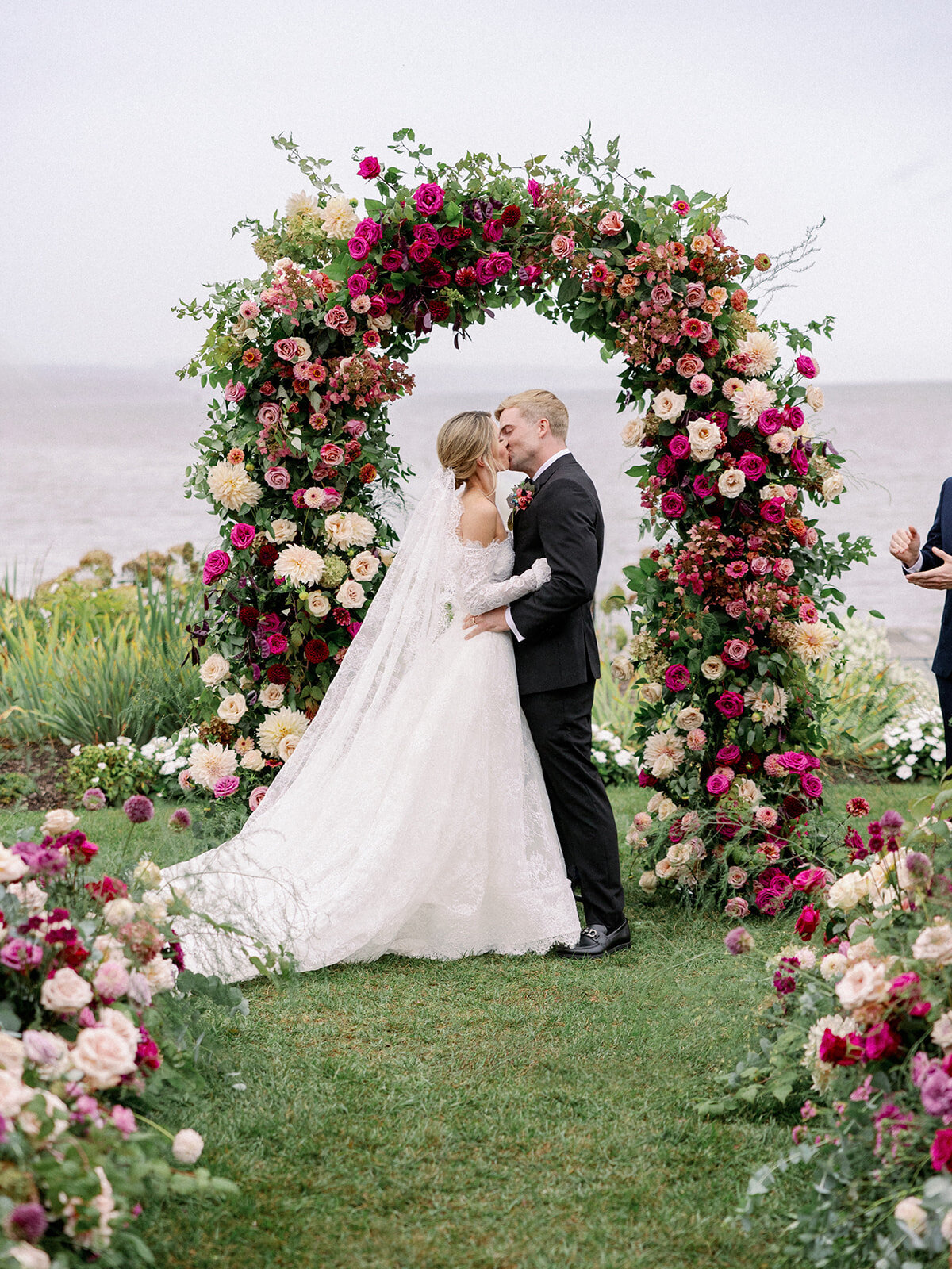 Verve-Event-Co-Lake-House-on-Canandaigua-Wedding-Ceremony-Hudson-Valley-Wedding-Planner-Catskills-Wedding-Planner
