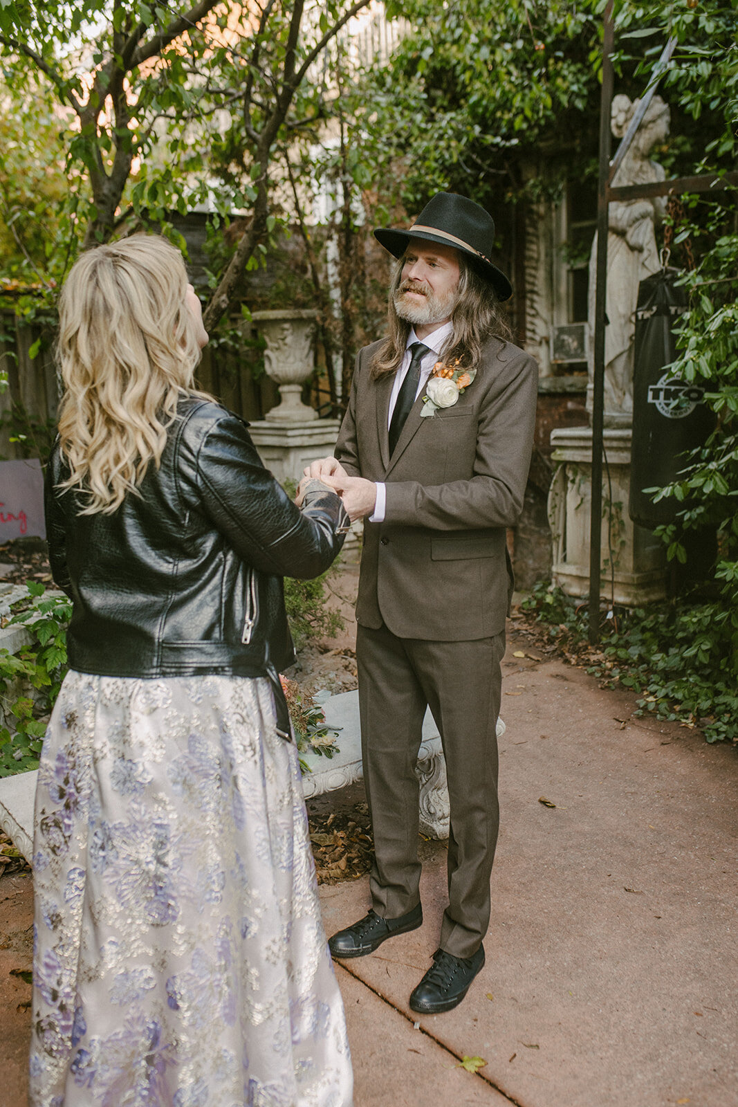 toronto-city-elopement-darling-mansion-wedding-photogrphy-intimate-modern-stylish-2522