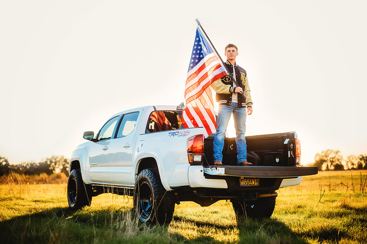 Best Elk Grove Senior Photographer 11