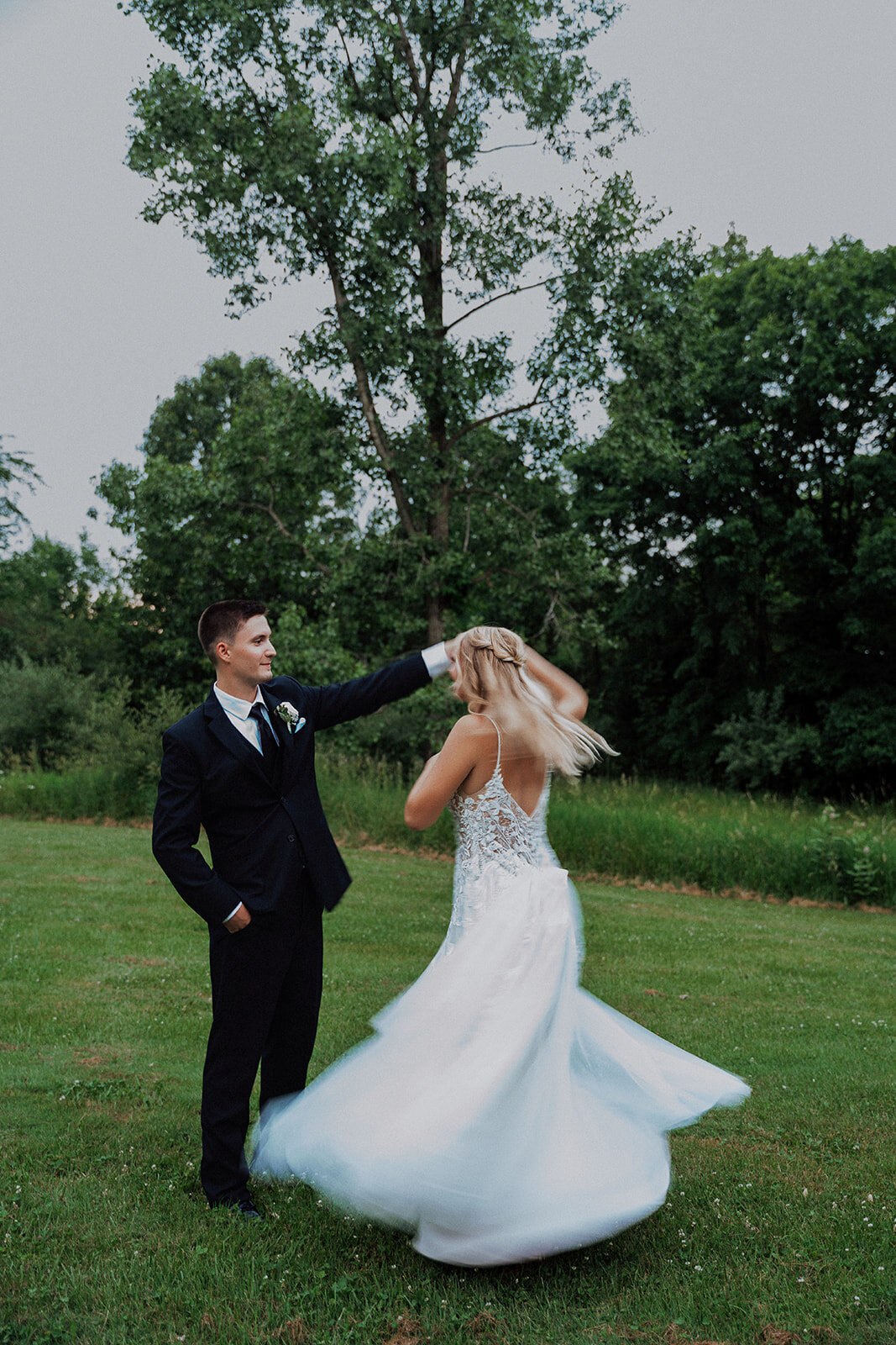 EmilyD'AngolaPhotography-The Vale Royal Barn Fenton Michigan- Couple and Wedding Photographer- June Summer Wedding27