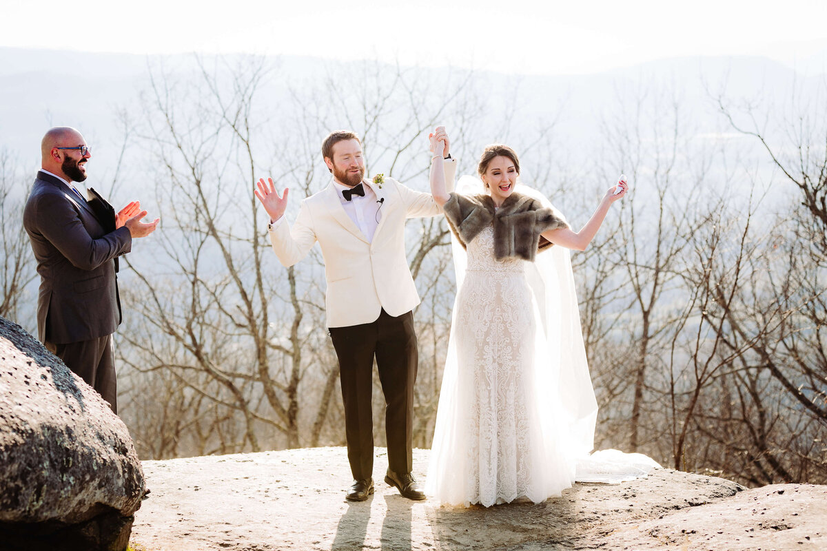 Jump-Off-Rock-NC-Mountain-Elopement-22