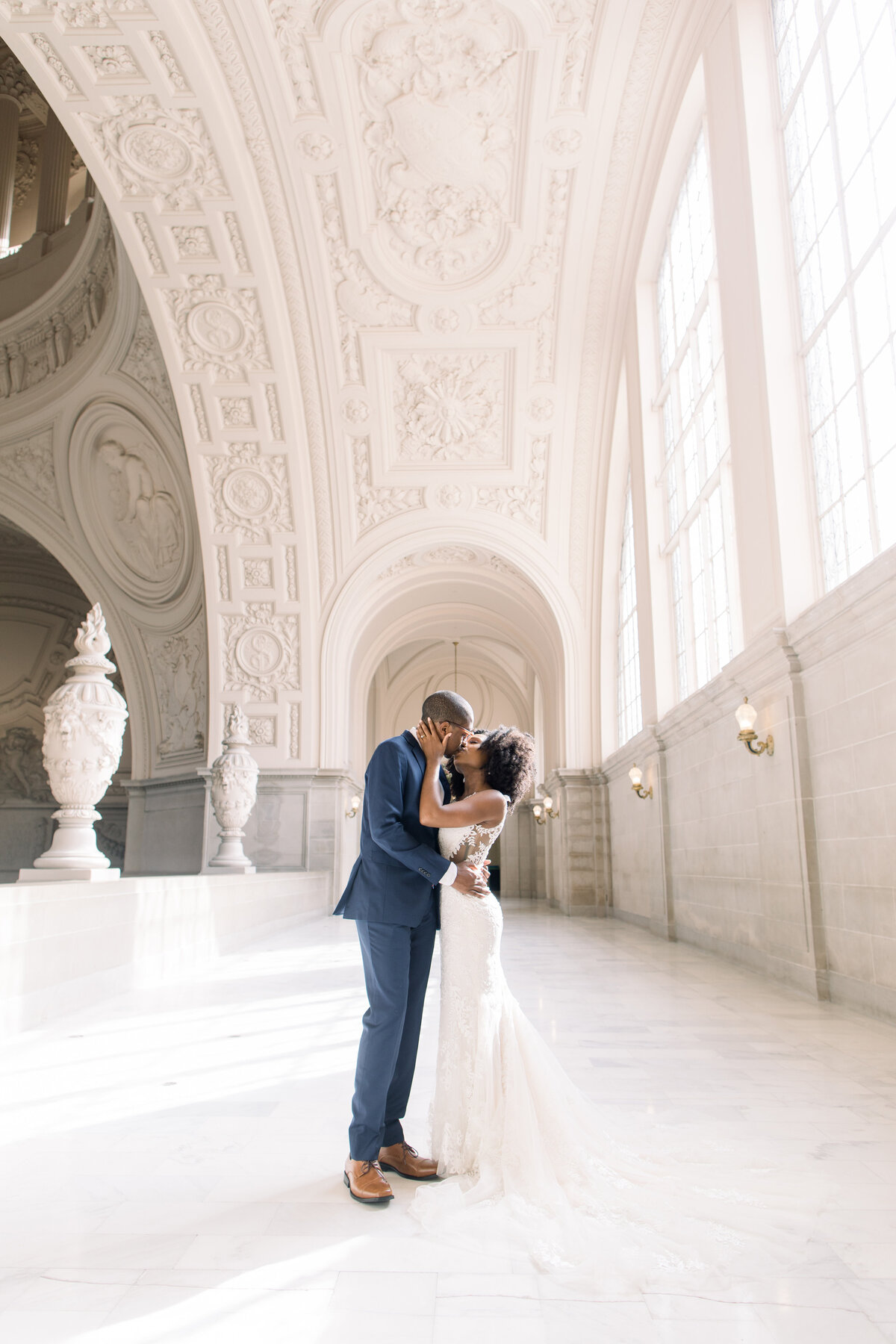 San_Francisco_City_Hall_Elopement_Wedding-black_bride-050
