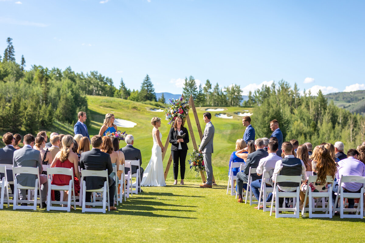 hillary-shedd-photography-Silverthrone-Colorado-Colorful-Wedding-Three-Peaks-Golf-Club-91