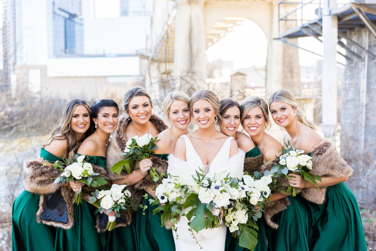 Bride with bridesmaids at Tennessee State Museum
