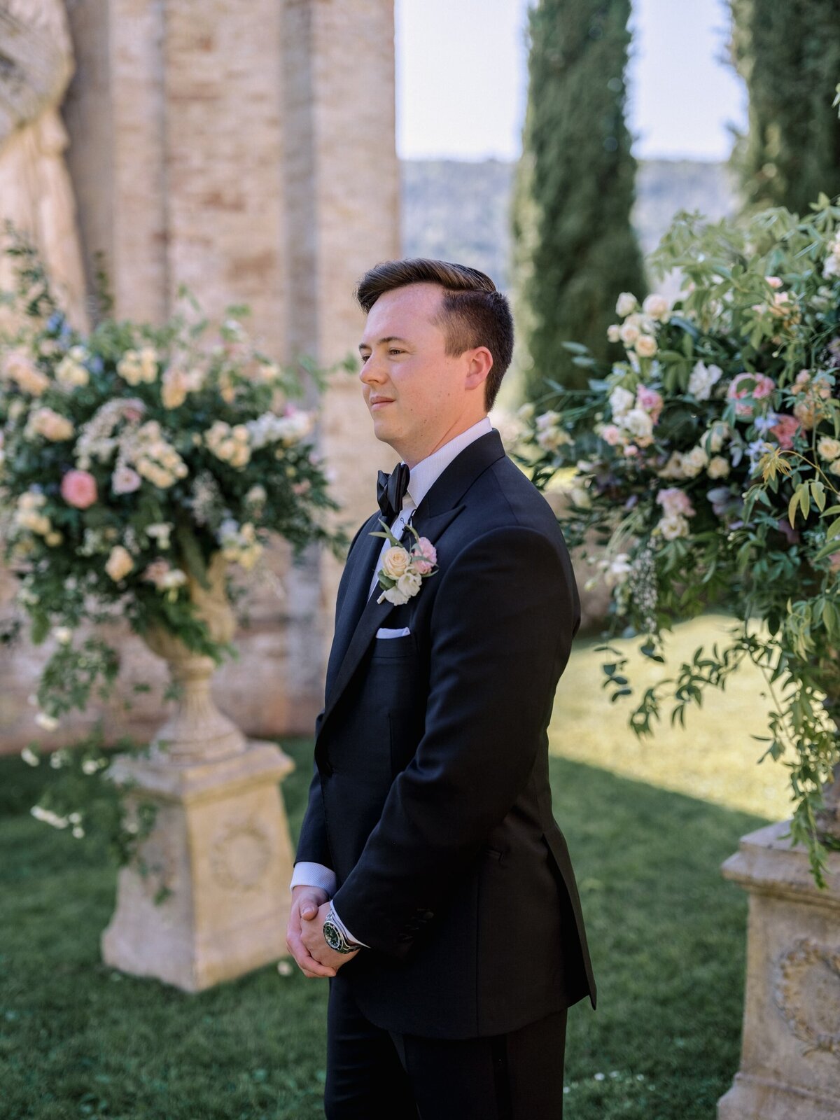 Brides_Villa-Cetinale-Italy_Redamancy-Photo-and-Film_045-min