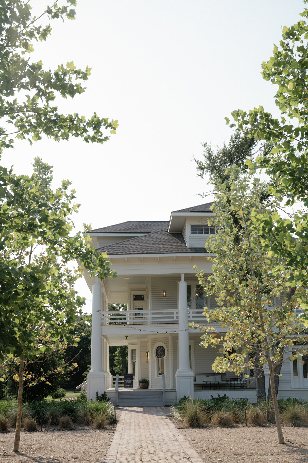 EmilyGRWeddingDetails-21