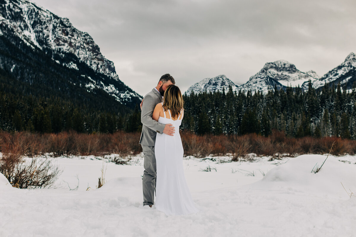 Embark on an unforgettable journey with an adventure elopement in the mountains. Experience the awe-inspiring beauty of nature's majesty as you exchange vows amidst breathtaking vistas. Explore exhilarating moments captured in stunning photography, where love and adventure intertwine against the backdrop of majestic peaks and sweeping landscapes. Begin your epic love story with an unforgettable mountain elopement that captures the essence of your wild and free spirits