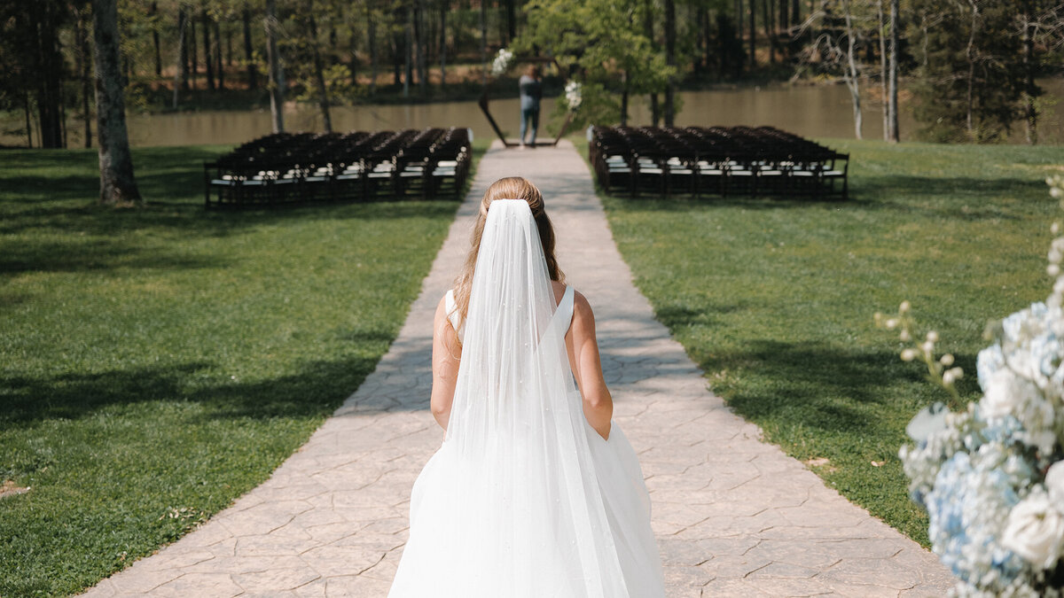 bride and groom tennessee wedding photographer18