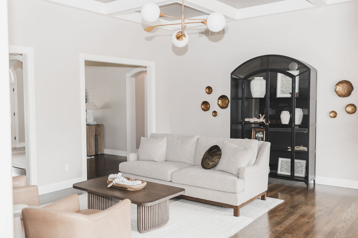 DesignNo7InitialBranding-90