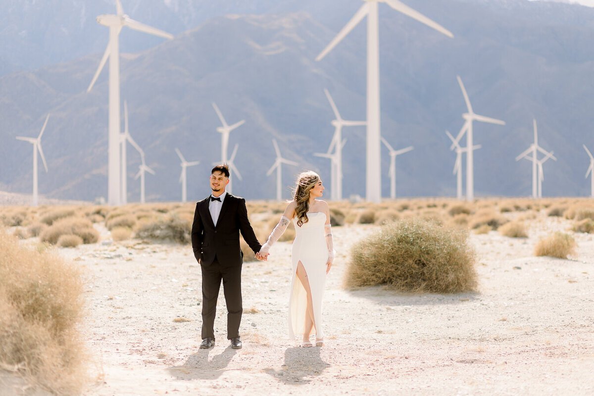 palm-springs-windmills-engagement-photo-session-brenda-nunez-photography-16