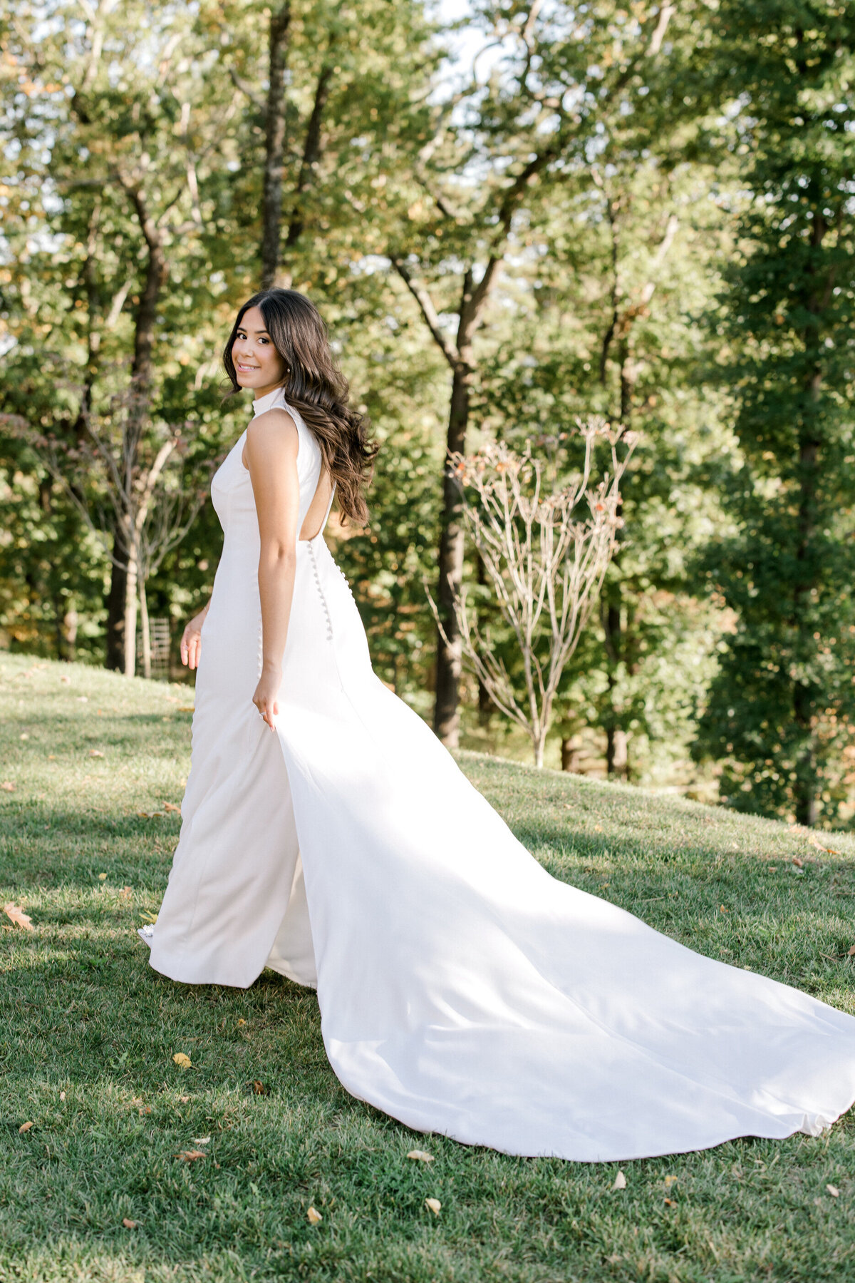 rosa clara wedding dress at pendry natirar