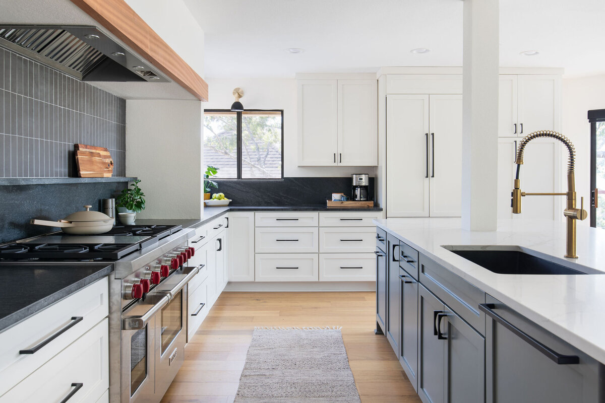 Hello Home Modern Transitional Kitchen with Shaker Cabinets 1