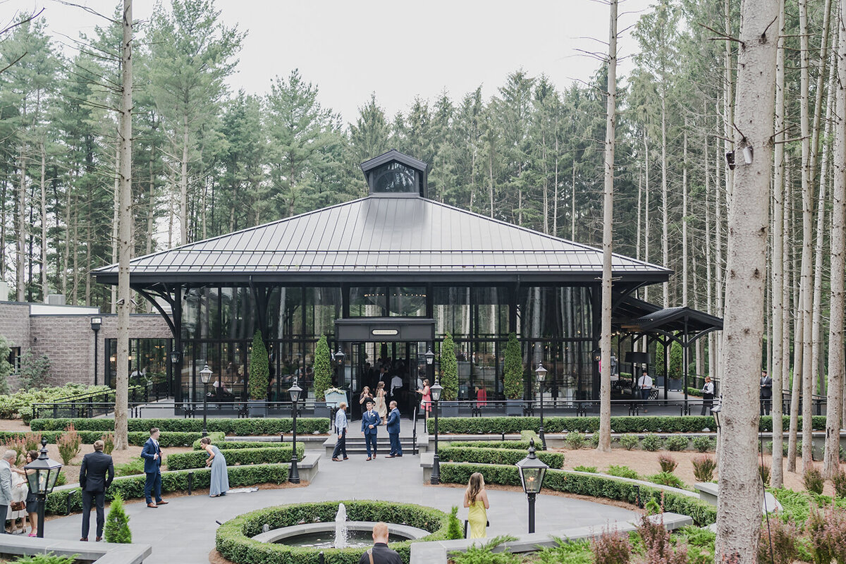 A chic black tie summer Shepherd's Hollow Golf Club Wedding