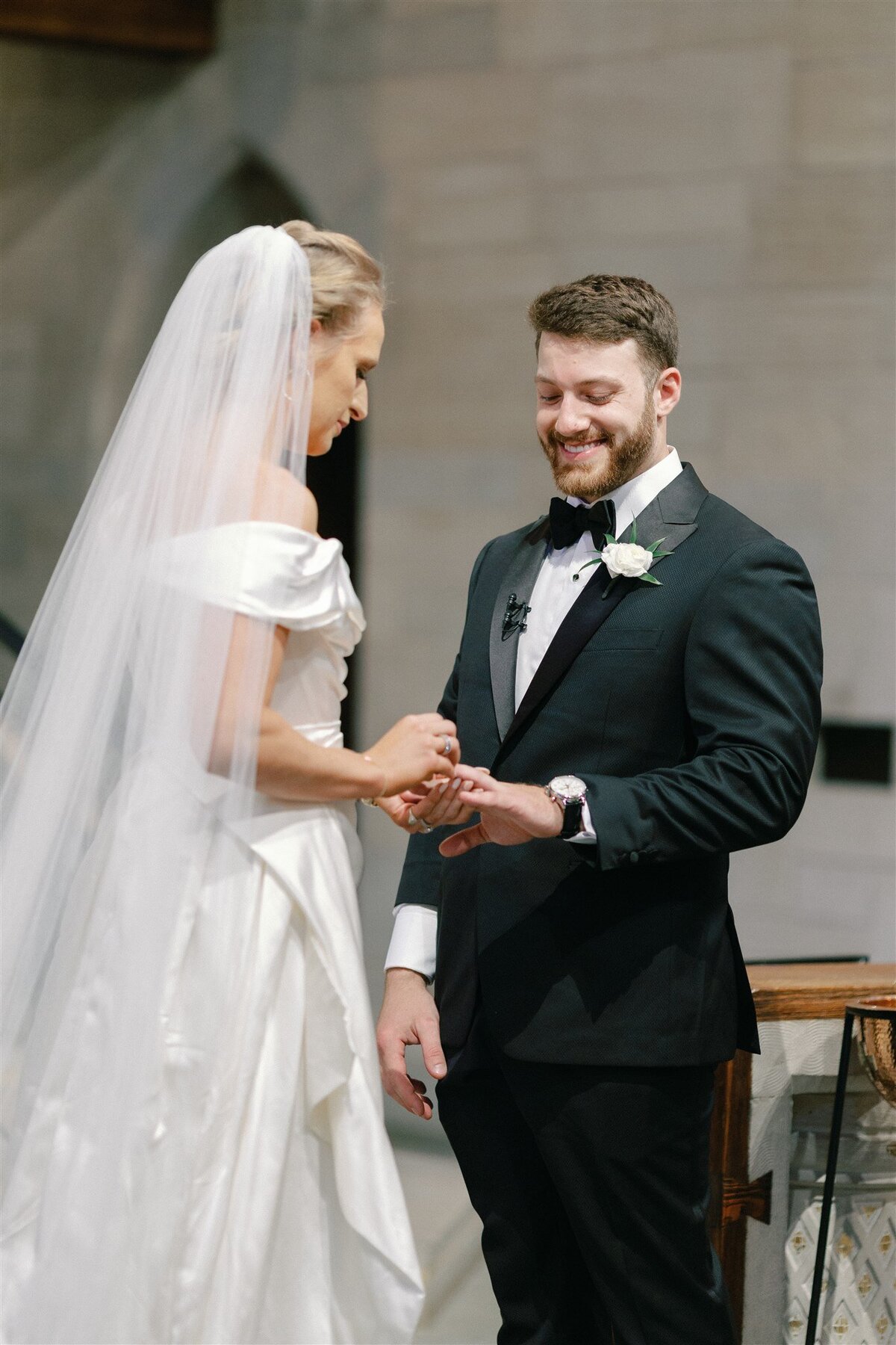 black-tie-wedding-classic-fun-vibes-shepherds-hollow-michigan-016