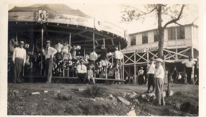 1925Carousel-and-Roof-Garden_DMR