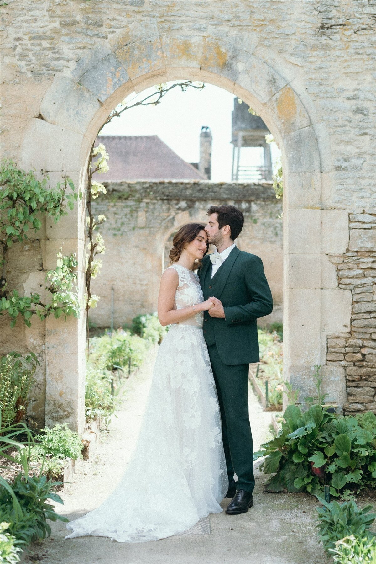 chateau-de-canon-wedding-julia-garcia-prat-normandie-wedding-photographer-254