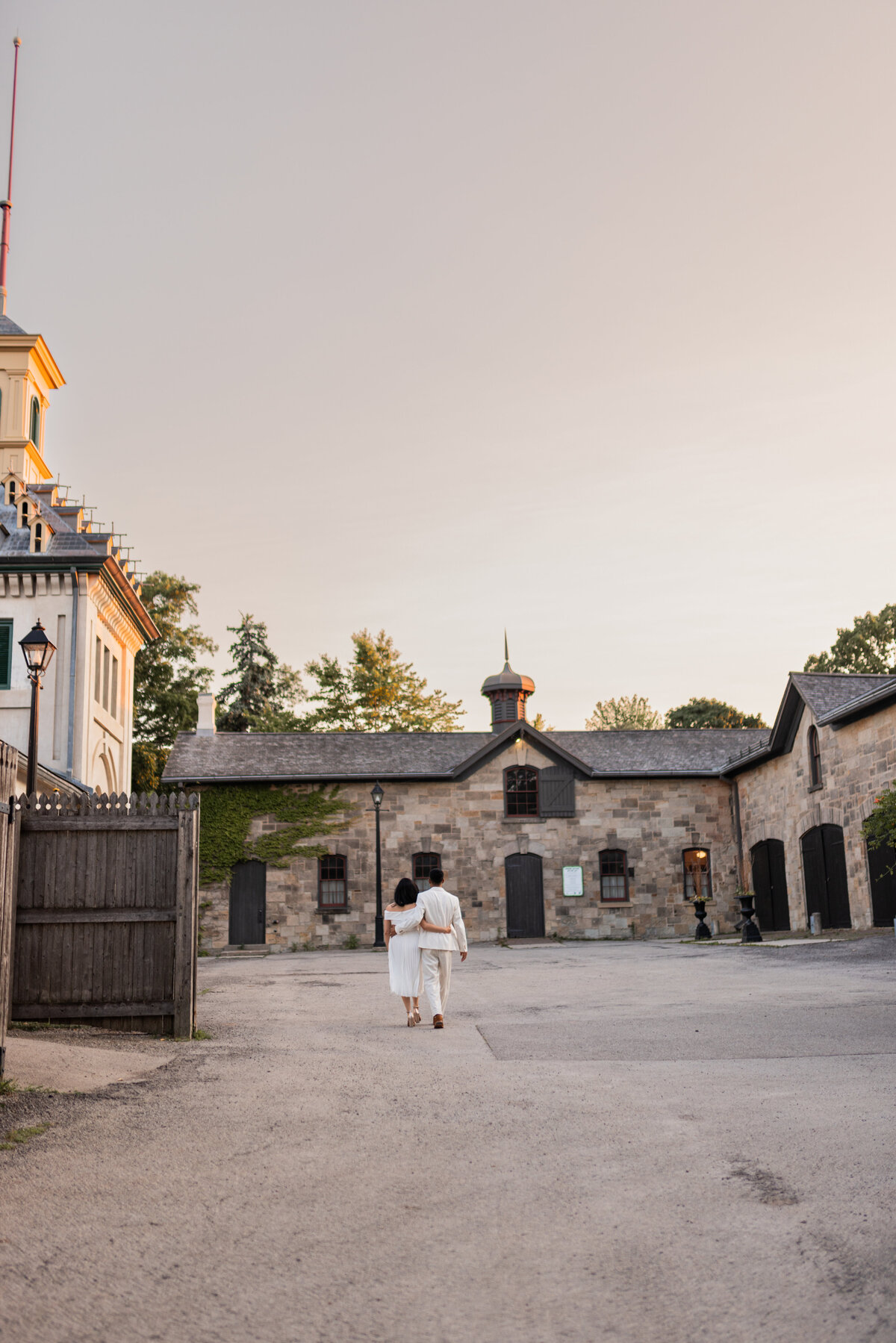 Dundurn Castle hamilton engagement shoot Cam Pris 19