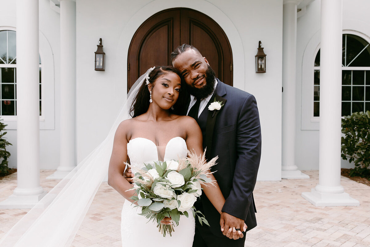 jessica-cruz-photography-harborside-chapel-florida-elopement-chantilly-chic-19