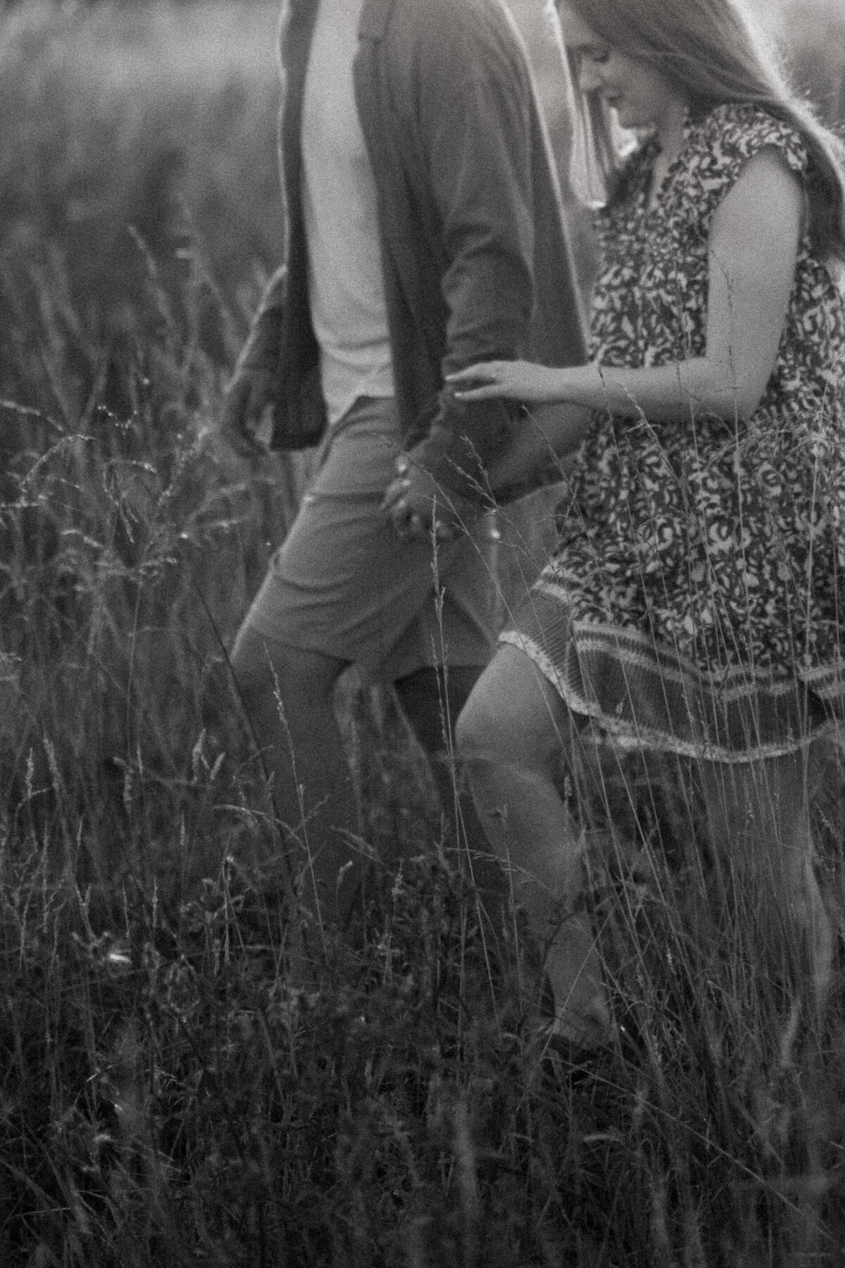 Elizabeth and Lloyd Engagement Shoot - Suffolk Luxury Editorial Wedding Photographer - Laura Williams Photography - WEB - 13