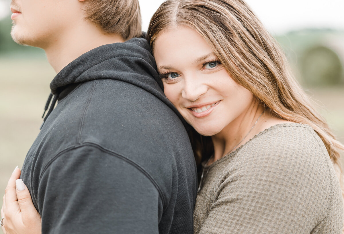 engagement-session-hutchingson-mn (95)