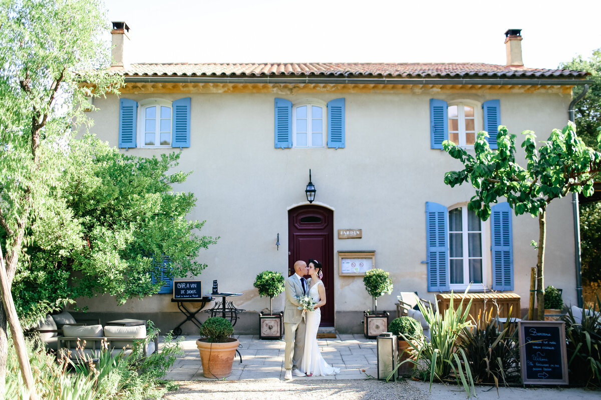 luxury-destination-wedding-lou-calen-provence-leslie-choucard-photography-42