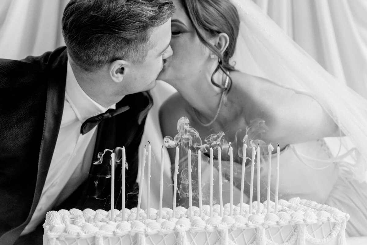 0003 Rococo Editorial Toast Events_Ottawa Art Gallery Wedding_Canada_Photography by Emma-2