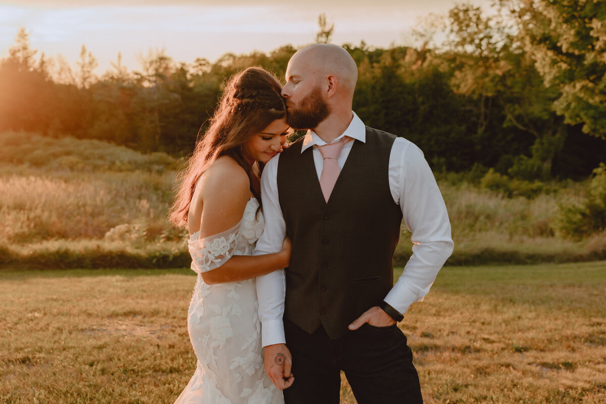 pec-ontario-wedding-686