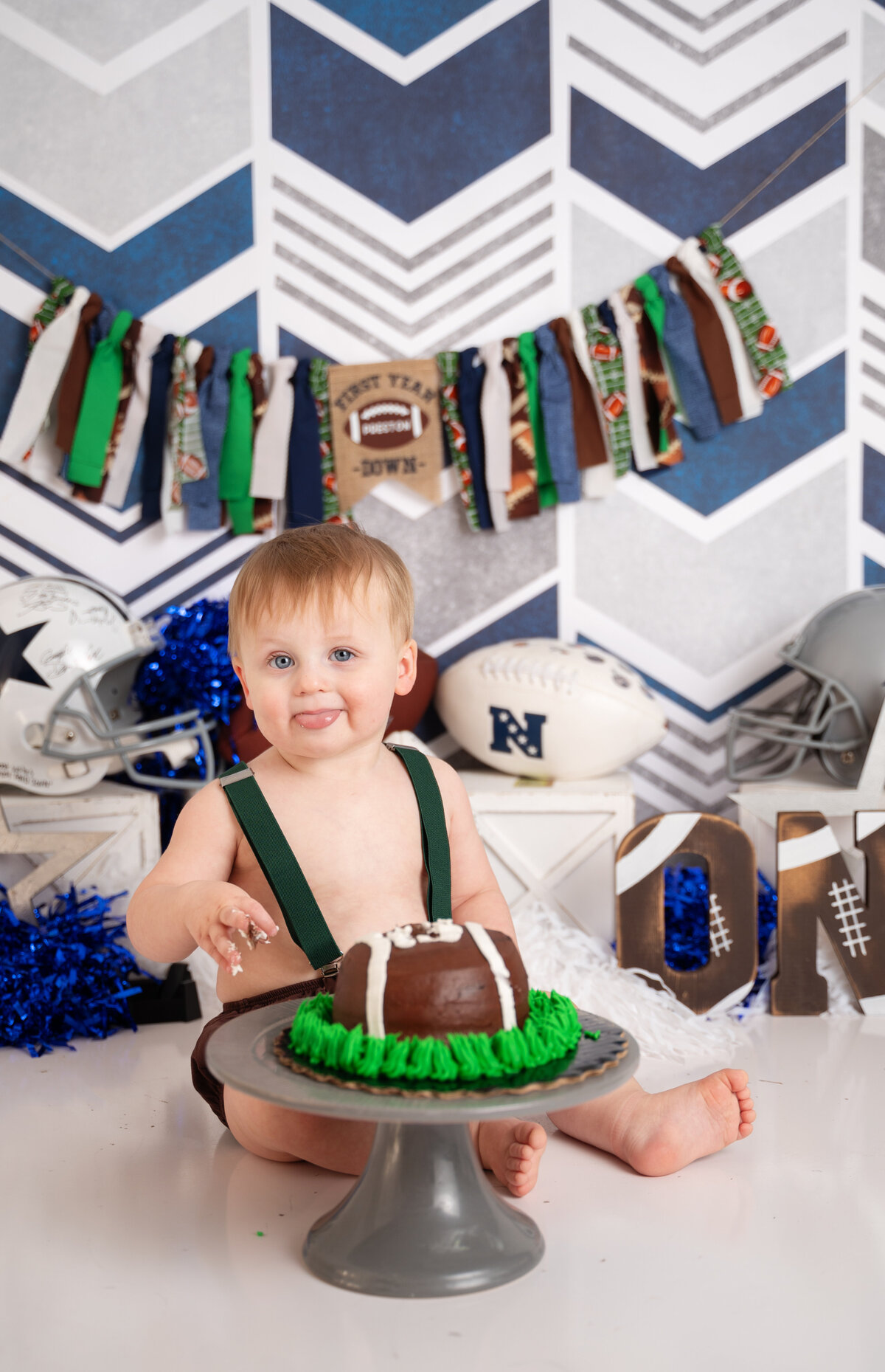 dallas cowboy theme baby cake smash