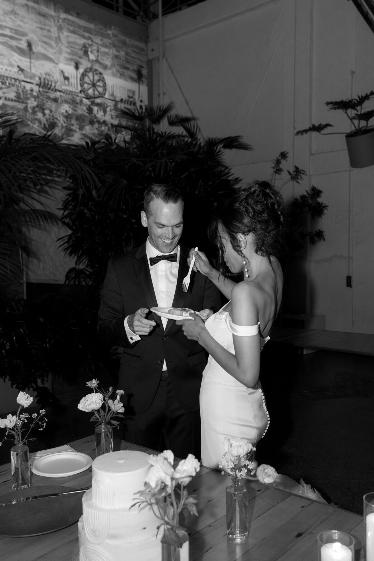 2023_los-angeles-tropical-wedding-adam-griffin-photo-64