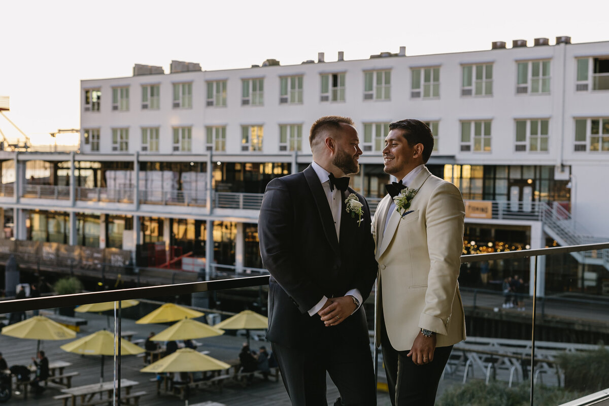kathryn-mclaren-photo-the-polygon-vancovuer-queer-wedding-628