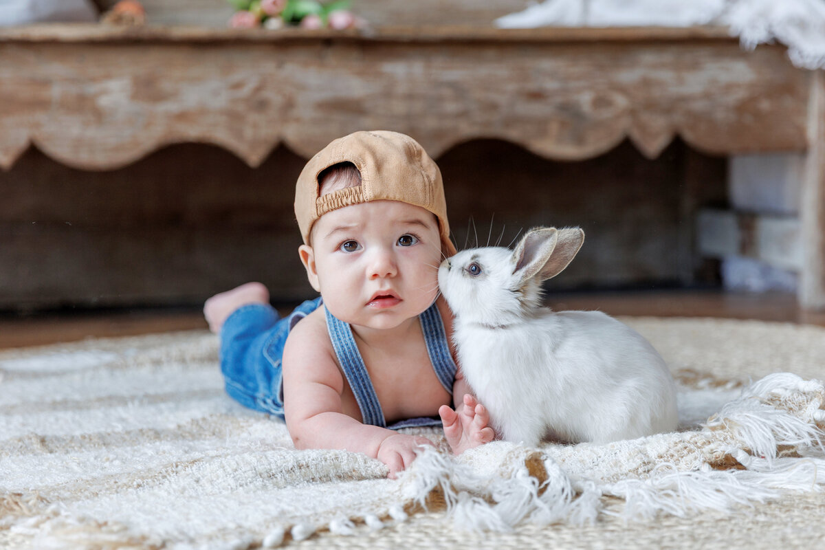 MA028Easter46