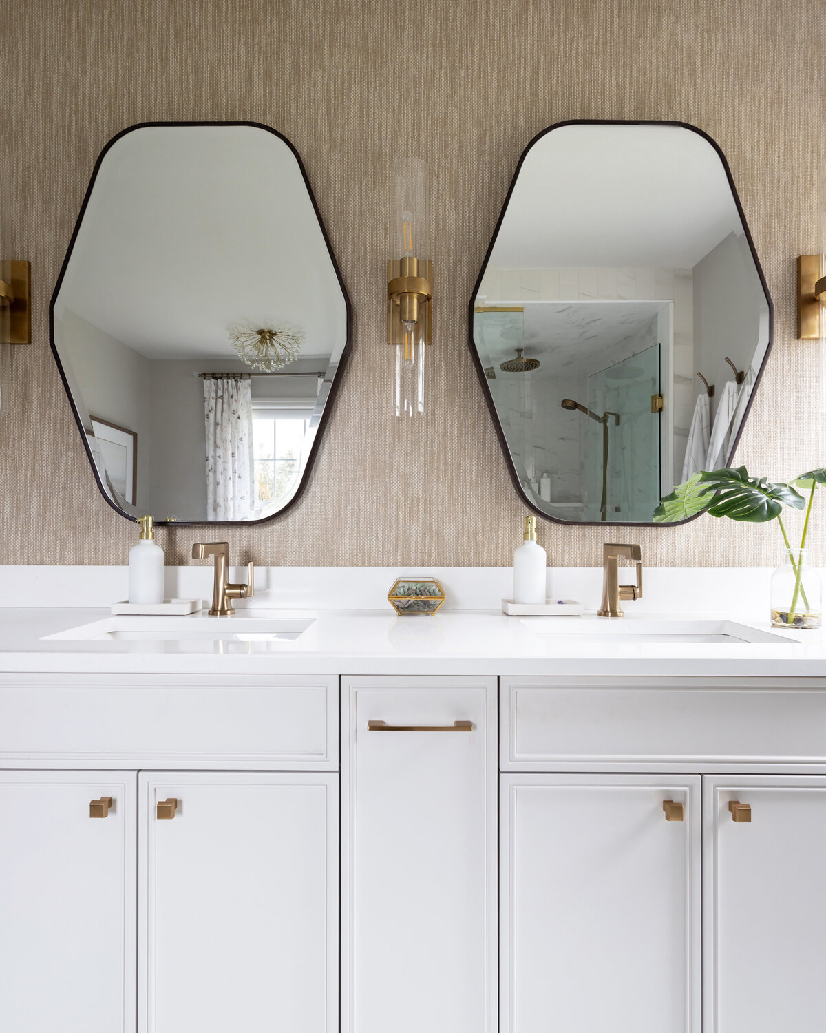 KatCoInteriors-Tiessen-Ensuite-08