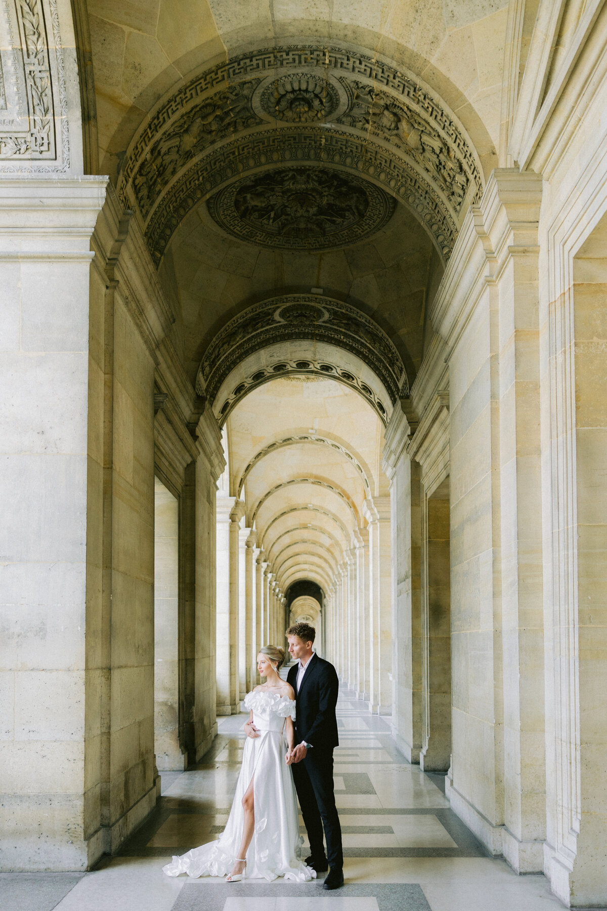 The Lourve Wedding Paris France - Hunter Hennes Photography_0004
