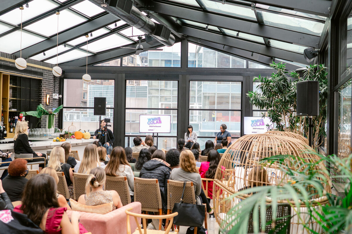 verizon-womens-colab-luminary-nyc-attendees-mingling164