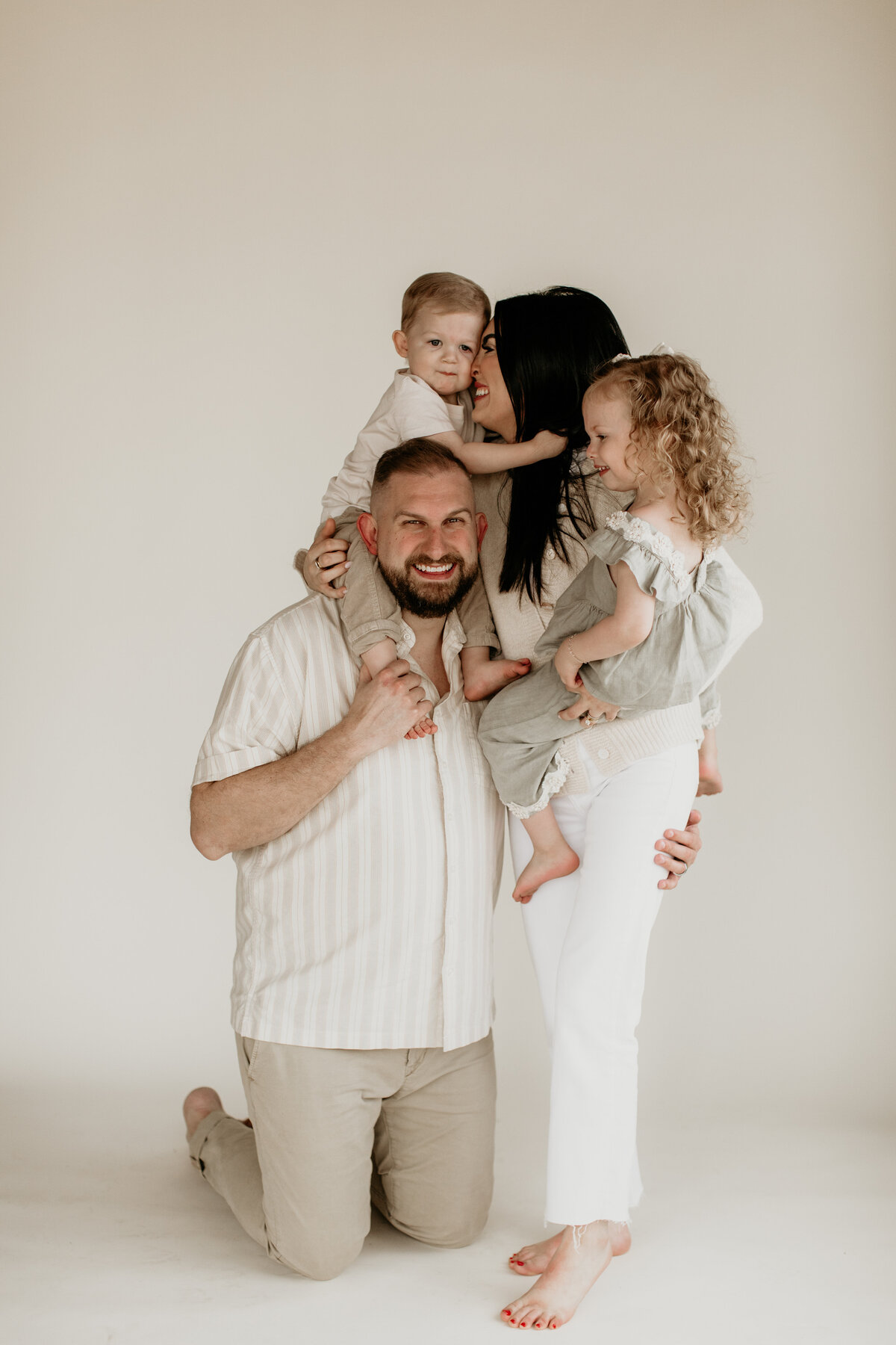 Kansas-City-Family-Photographer--091