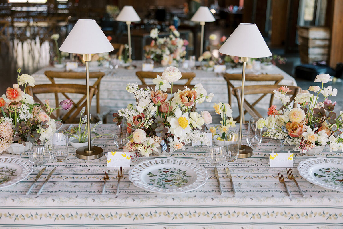 Cedar Lakes Estate Tablescape-100