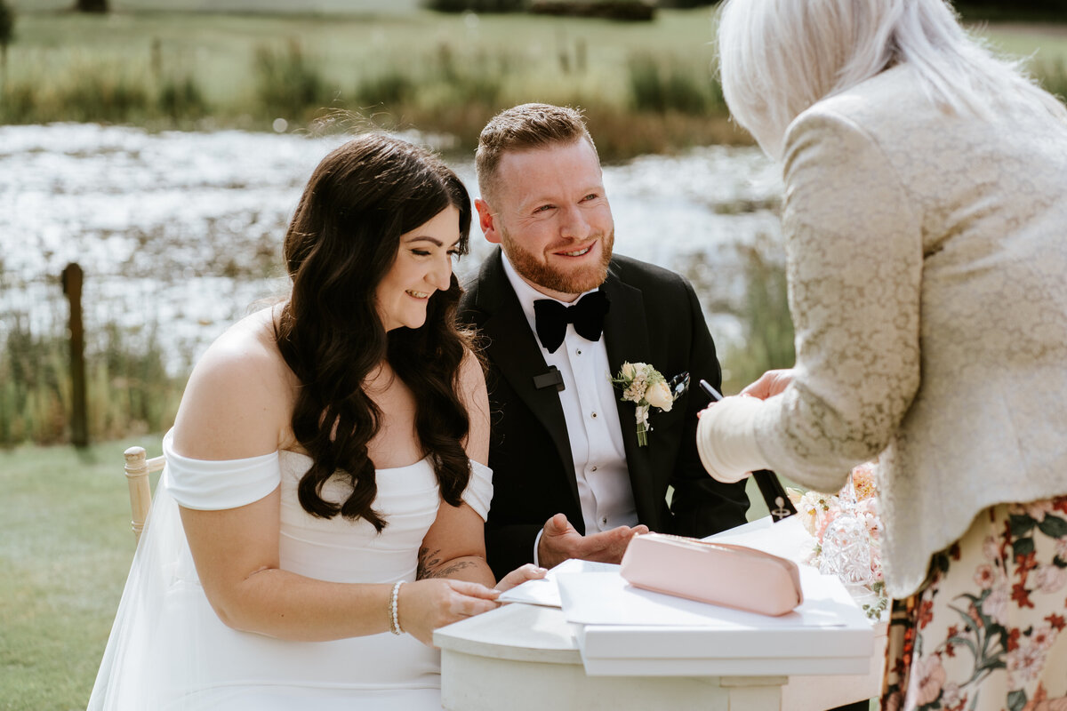 GraceDovePhotography-Megan&Dan-SneakPeeks-35