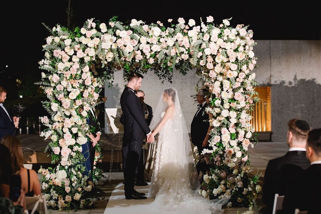 Carly-and-Gabe-Philadelphia-wedding-Barnes-Foundation3