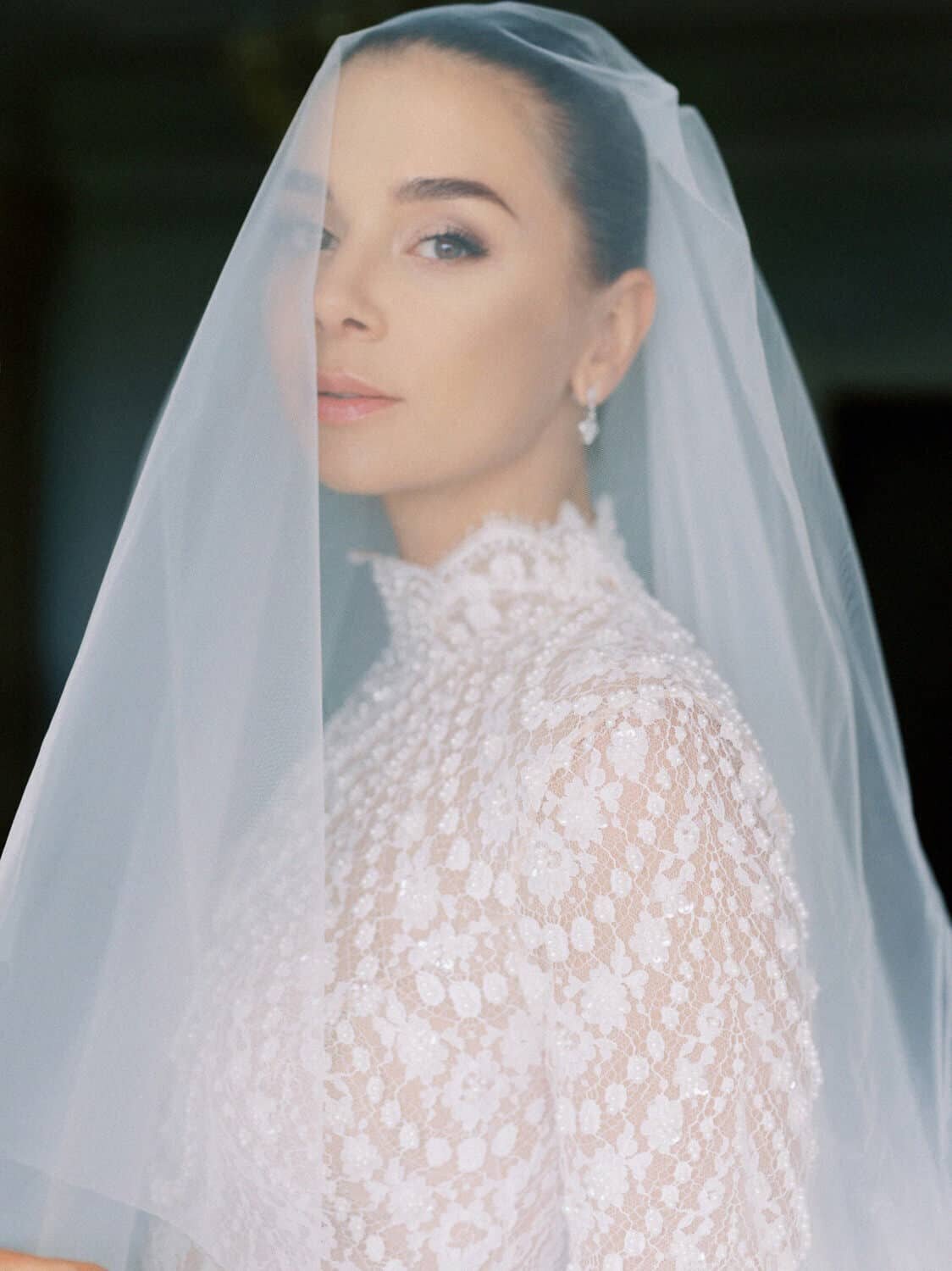 Villa-Cortine-Lake-Garda-Sirmione-wedding-Italy-bridal-portrait-by-Julia-Kaptelova-Phototgraphy-147